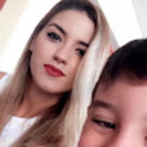 Meet your Posher, Yisel